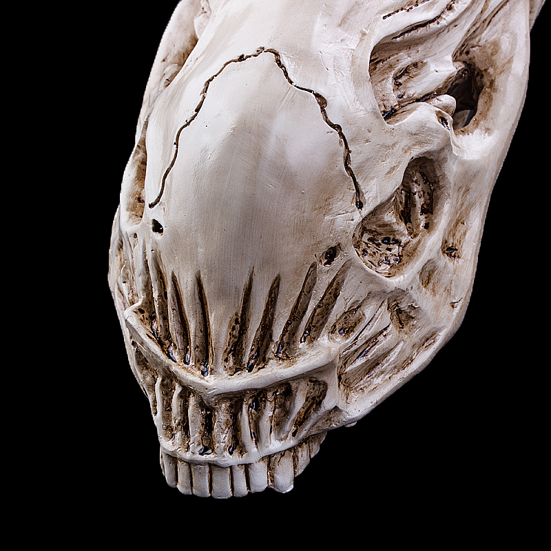 cranio Alien - escultura em resina